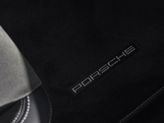 PORSCHE 911 Photo 33
