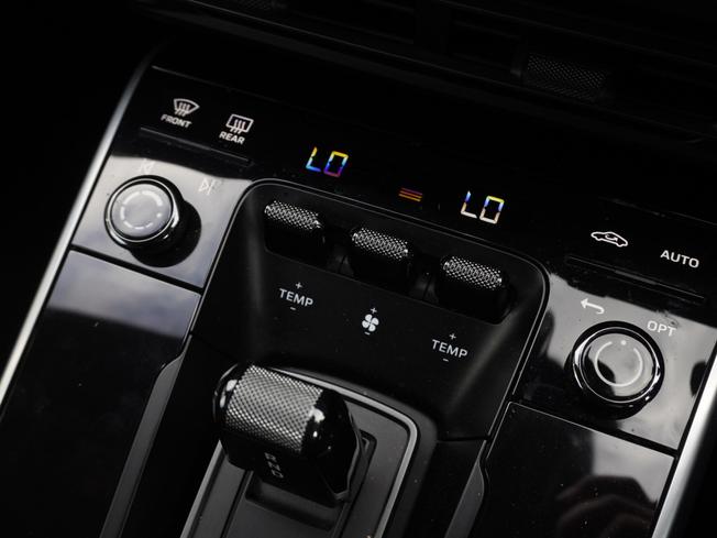 PORSCHE 911 Photo 20