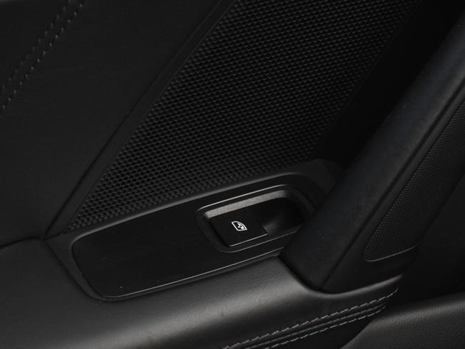 PORSCHE 911 Photo 28