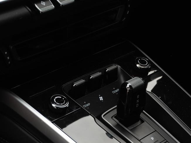 PORSCHE 911 Photo 32