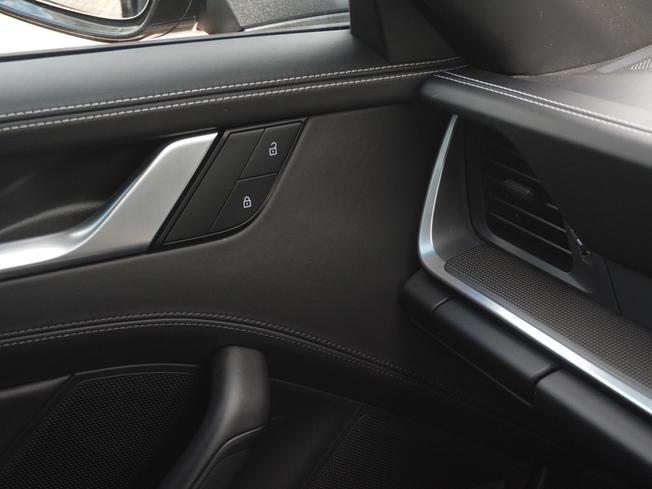 PORSCHE 911 Photo 40