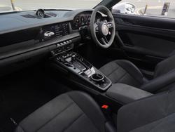 PORSCHE 911 Photo 3