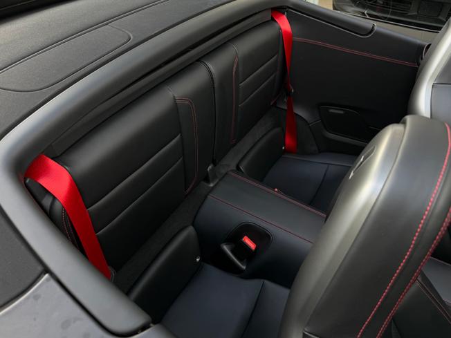 PORSCHE 911 Photo 13