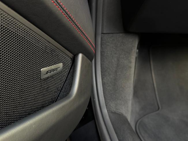 PORSCHE 911 Photo 24
