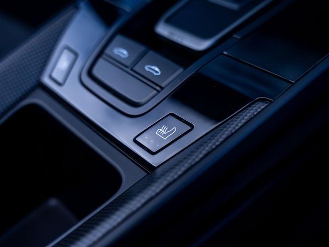 PORSCHE 911 Photo 24