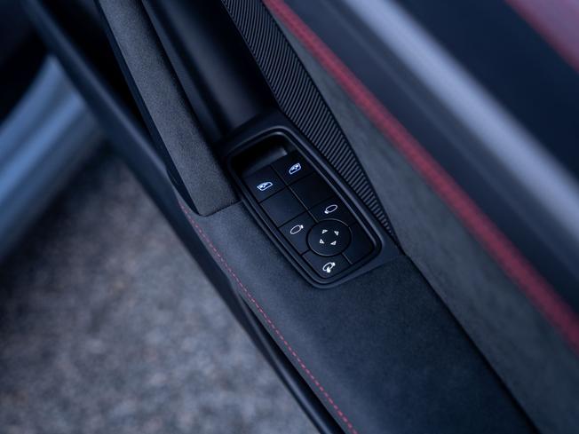 PORSCHE 911 Photo 25