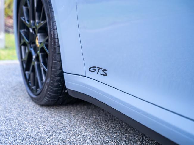 PORSCHE 911 Photo 30