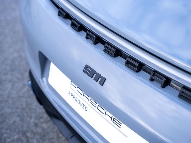 PORSCHE 911 Photo 34