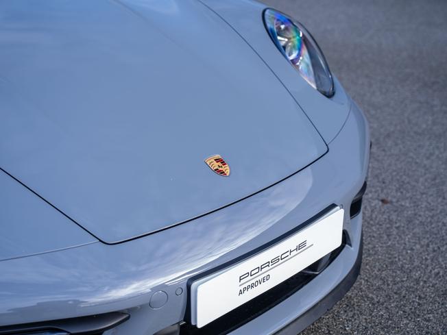 PORSCHE 911 Photo 37