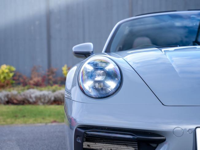 PORSCHE 911 Photo 38