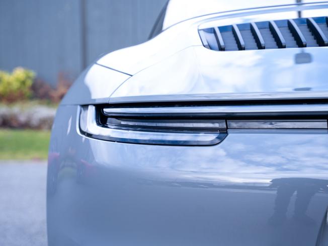 PORSCHE 911 Photo 39