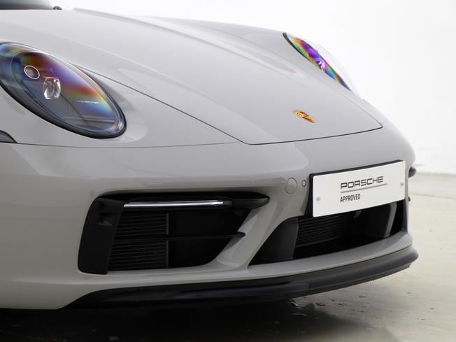 PORSCHE 911 Photo 10