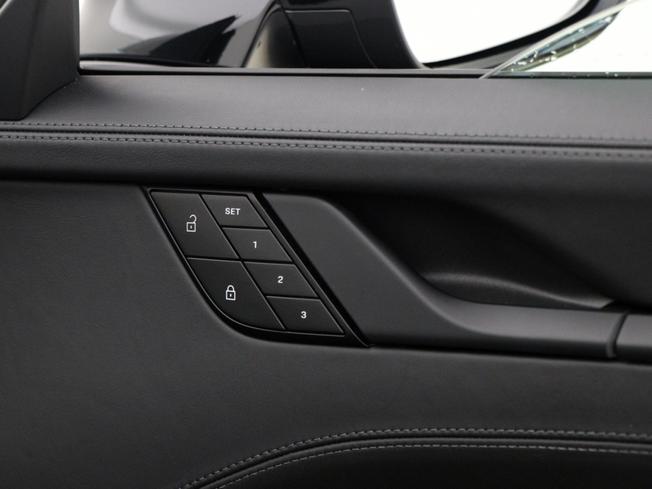 PORSCHE 911 Photo 34