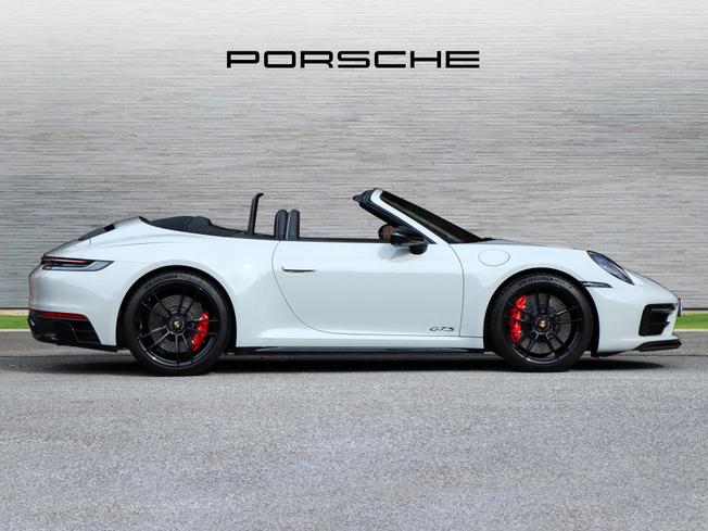 PORSCHE 911 Photo 5
