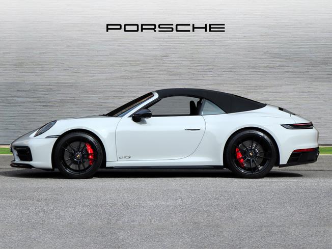 PORSCHE 911 Photo 6