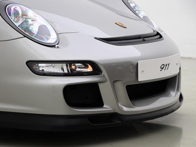PORSCHE 911 Photo 12
