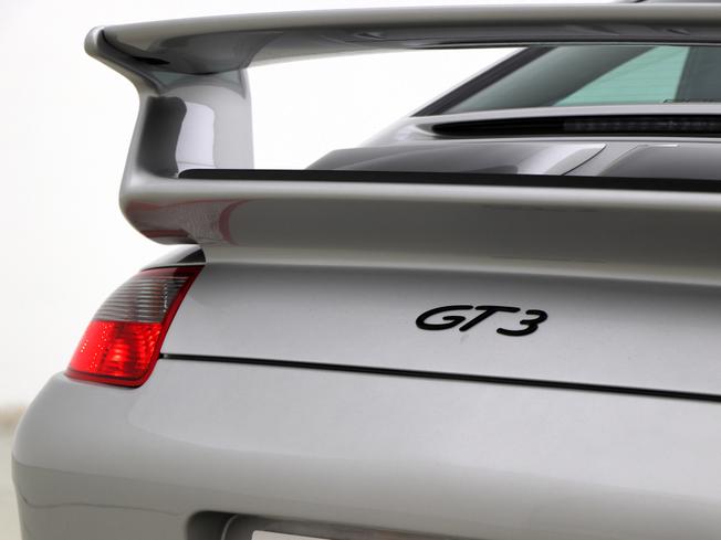 PORSCHE 911 Photo 23