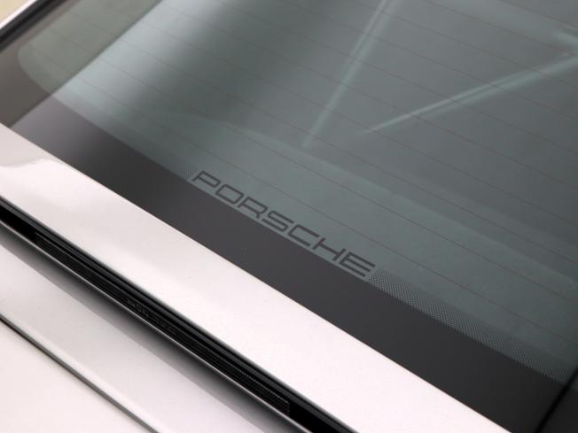 PORSCHE 911 Photo 27