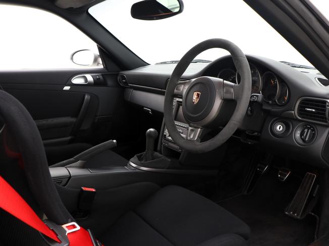 PORSCHE 911 Photo 28