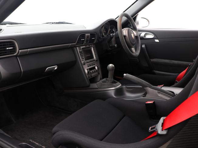 PORSCHE 911 Photo 3