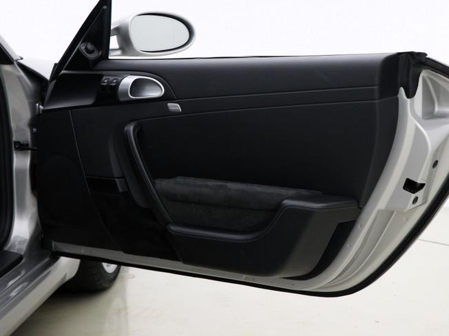 PORSCHE 911 Photo 33