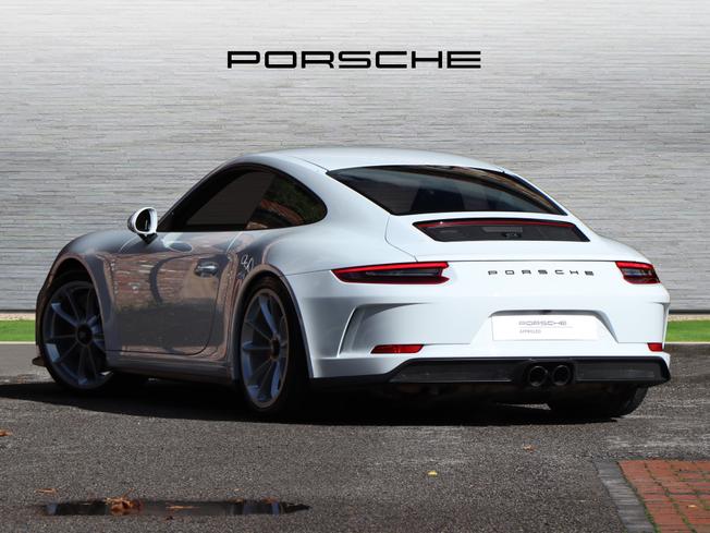 PORSCHE 911 Photo 2