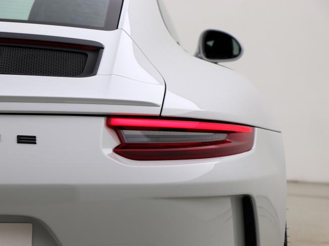 PORSCHE 911 Photo 23