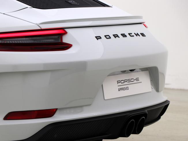 PORSCHE 911 Photo 24