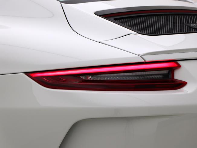 PORSCHE 911 Photo 26