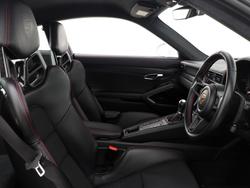 PORSCHE 911 Photo 3