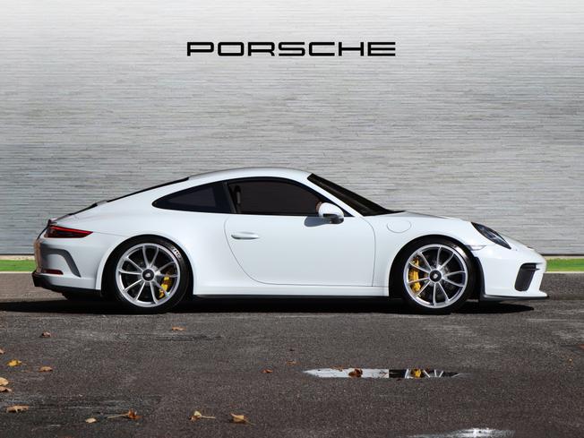 PORSCHE 911 Photo 5