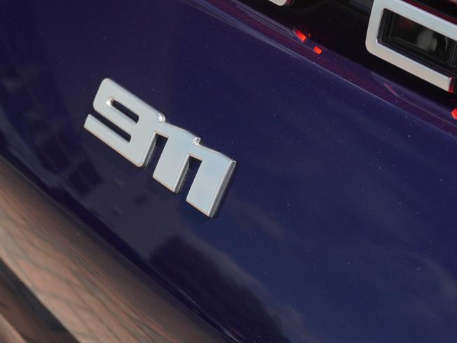 PORSCHE 911 Photo 36