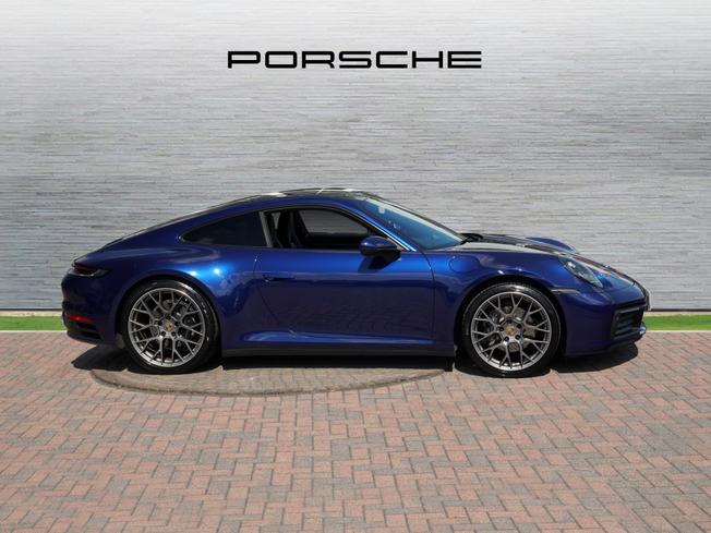 PORSCHE 911 Photo 5