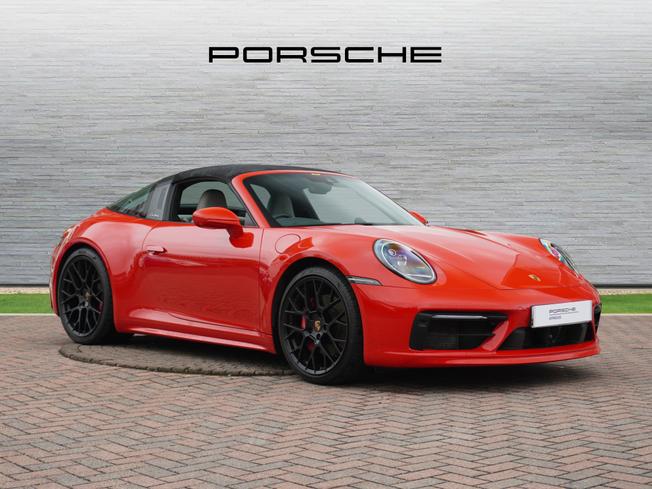 PORSCHE 911 Photo 1
