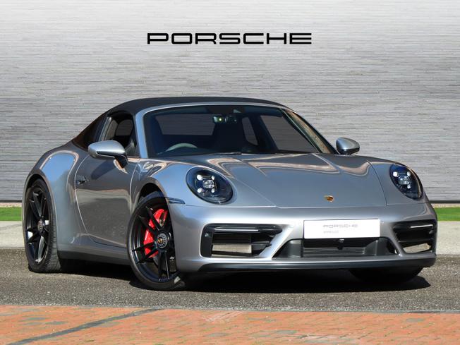 PORSCHE 911 Photo 1