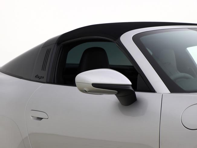 PORSCHE 911 Photo 12