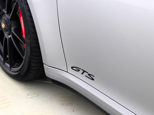 PORSCHE 911 Photo 22