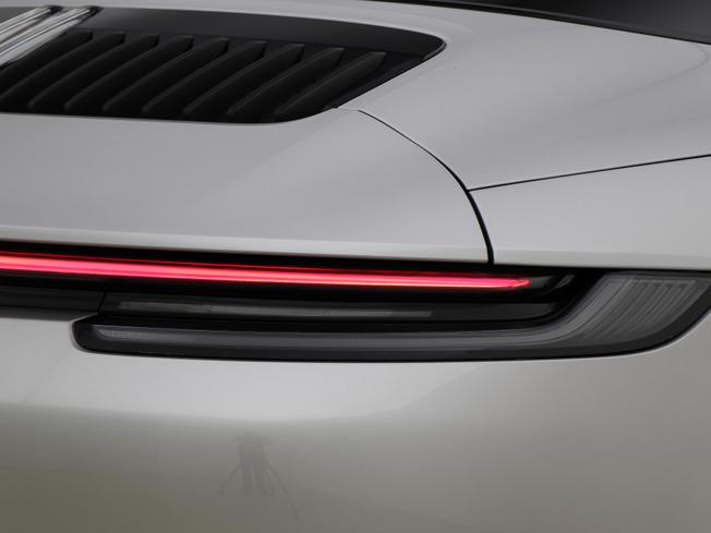 PORSCHE 911 Photo 25