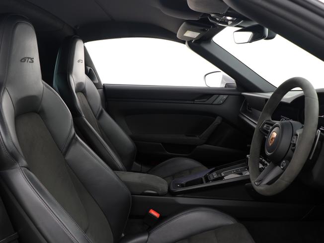 PORSCHE 911 Photo 28