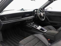 PORSCHE 911 Photo 3