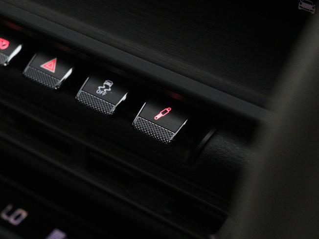 PORSCHE 911 Photo 43