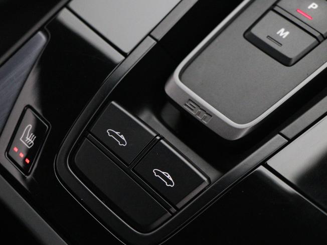 PORSCHE 911 Photo 45