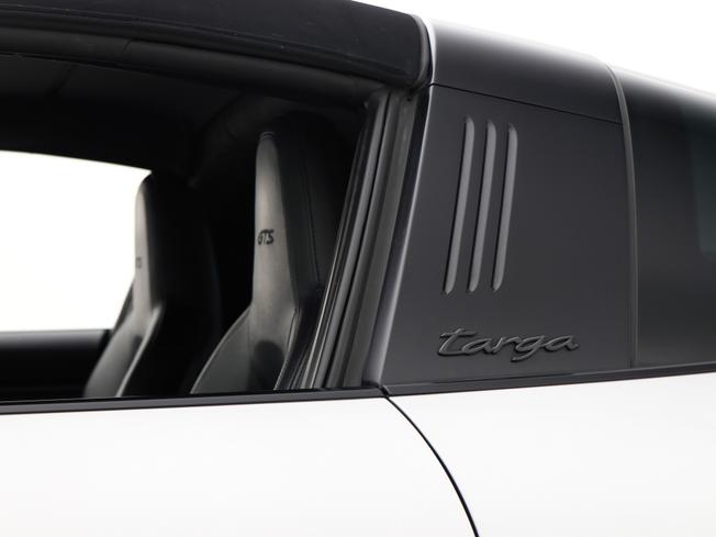 PORSCHE 911 Photo 50
