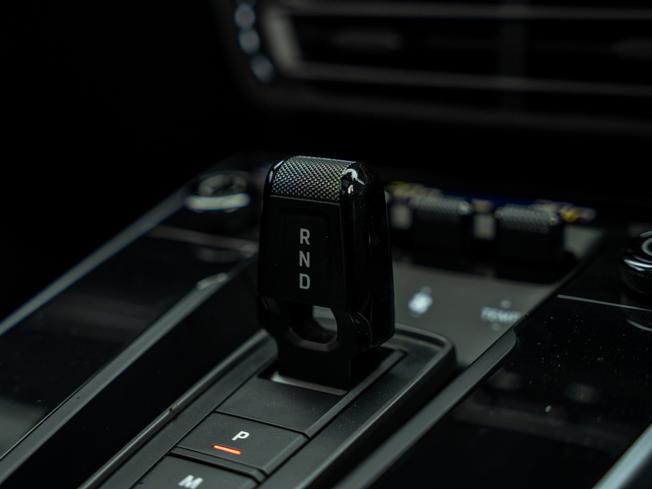 PORSCHE 911 Photo 21