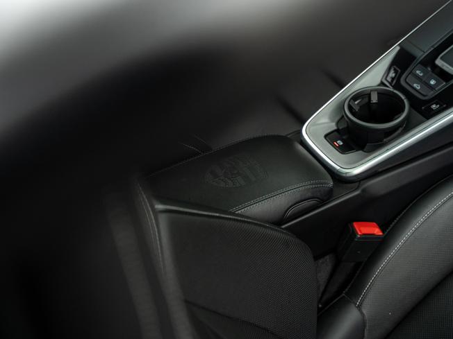 PORSCHE 911 Photo 25