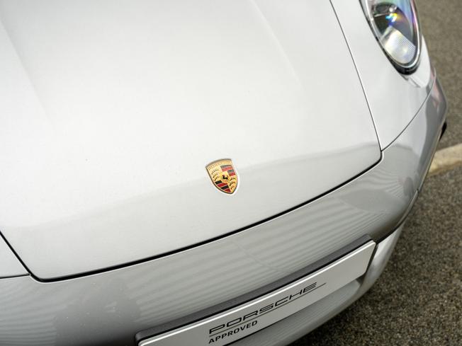 PORSCHE 911 Photo 31