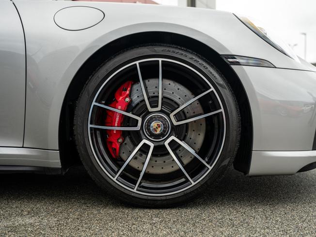 PORSCHE 911 Photo 4
