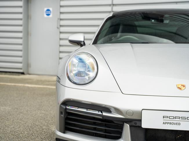PORSCHE 911 Photo 41