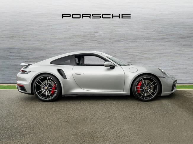 PORSCHE 911 Photo 5