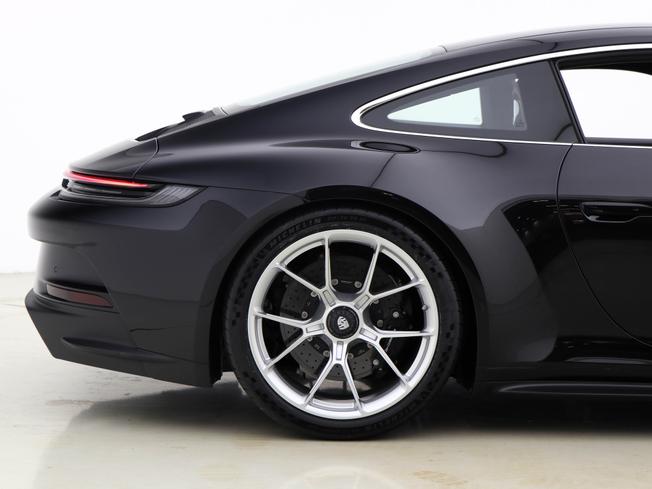 PORSCHE 911 Photo 18